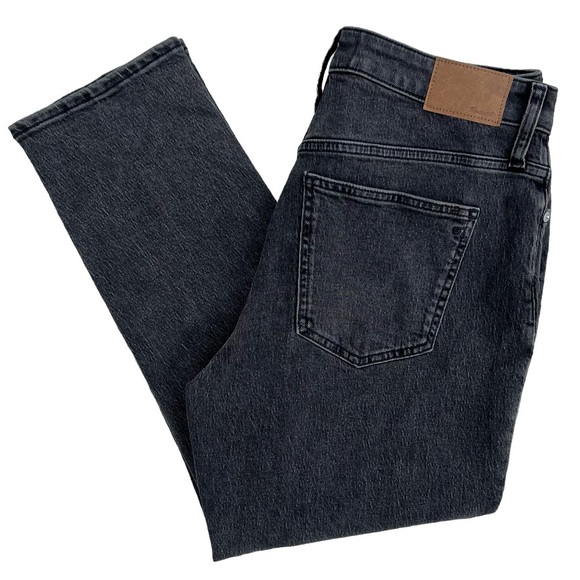 Madewell Denim - MADEWELL - The Curvy Perfect Vintage Straight Jean in Lunar Wash - Size 29P